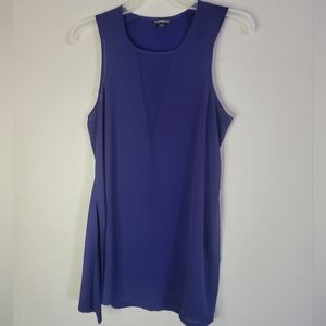 Express sheer polyester/rayon sleeveless tank with side slits, sz M
